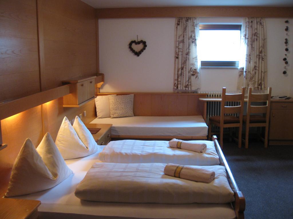 Garni Apparthotel St Valentin St. Valentin auf der Haide Exterior foto